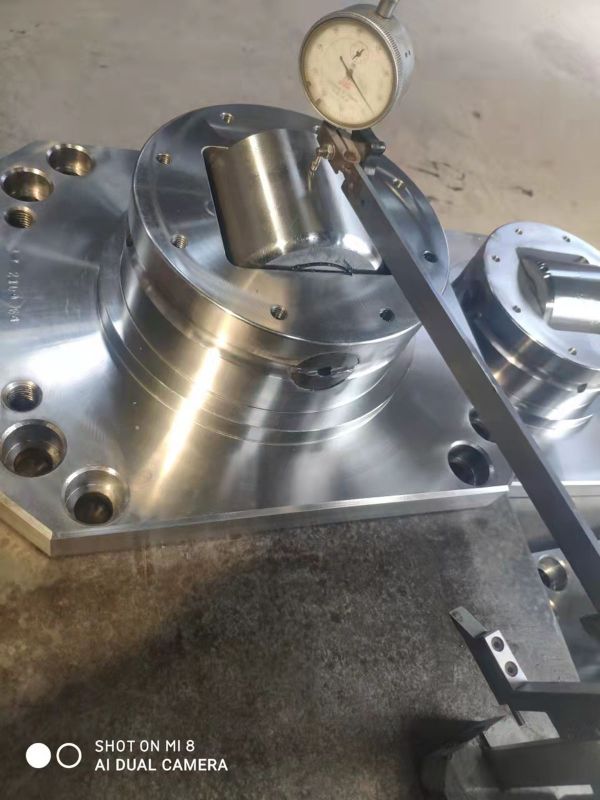 復合滾輪軸承—combined bearing， 又稱(chēng)組合滾輪軸承